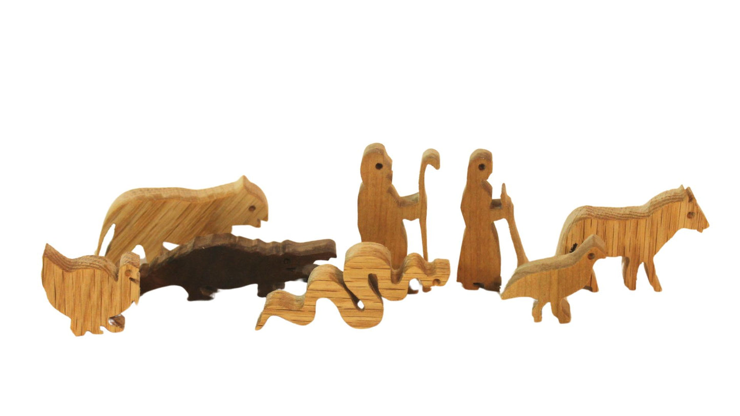 Noah's Ark with Over 20 Pairs of Animals and Removable Roof to Store Animals Inside