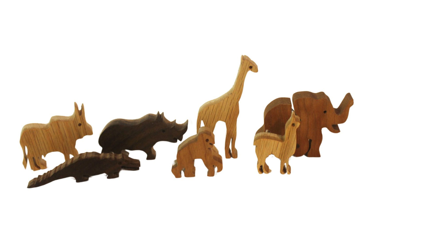 Noah's Ark with Over 20 Pairs of Animals and Removable Roof to Store Animals Inside