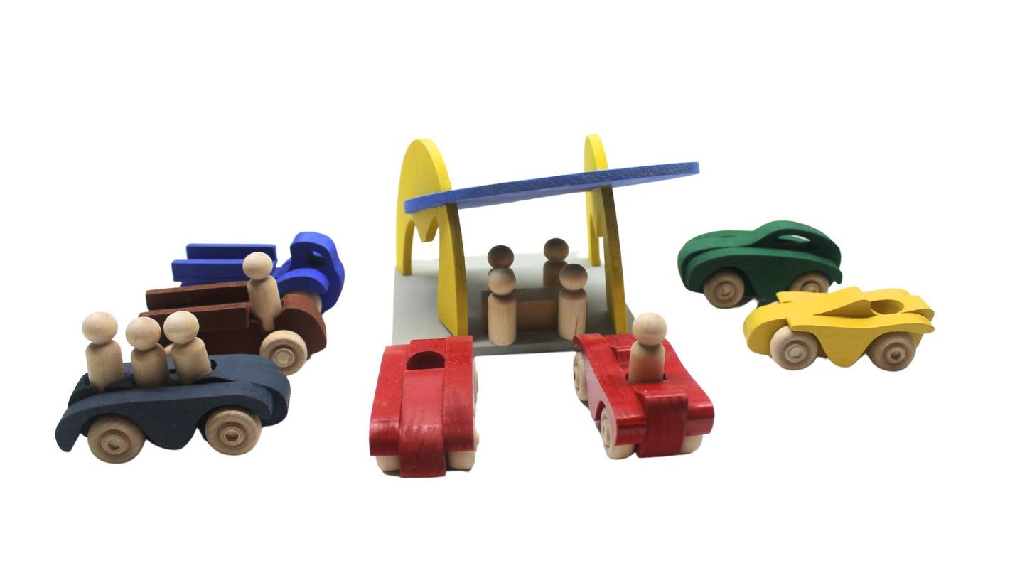 Handcrafted Wooden Toy Set: Wild Woody's Cruisin' Diner